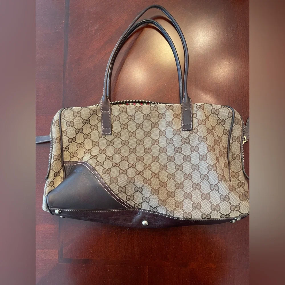 Vintage Gucci Beige and Brown Monogram Shoulder Bag - Picture 3 of 15